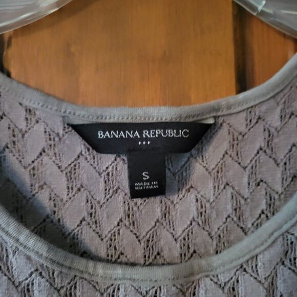 Women's Small Banana Republic Summer top - Picture 2 of 4